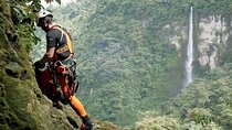 CR Natural Wonders Trek. Bajos del toro the waterfall trail + Poas volcano.