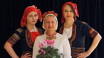 Take a photo with traditional Bulgarian costumes