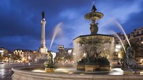Lisbon: Authentic Fado Show, Dinner and Night Tour