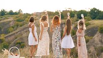 Provence Small Group Wine Full Day Tour in Chateauneuf du Pape vineyard from Aix