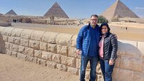 Cairo layover tour Giza pyramids and Sphinx 