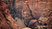 Amman to Petra Round trip Transfer 