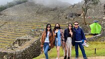 2-Day Guided Tour to Sacred Valley and Machu Picchu by Train