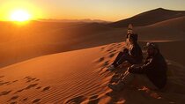 Dubai: Unique SUNRISE 4WD Red Dunes Safari 