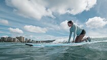 2 Hour Group Surf Lesson in Honolulu
