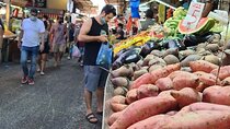 Guided Tour of Carmel Market in Tel Aviv with a Native
