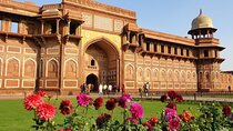  Private day trip to Taj Mahal Agra from Delhi
