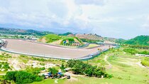 Lombok South Beach and Traditional Village Tour