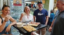 Testaccio Quarter Market and Pyramid Food and Sightseeing Tour