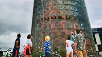 Eco-friendly Barcelona Bike Tour from a Local Perspective 