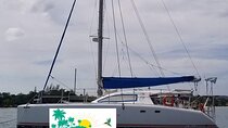 Montego Bay to Catamaran Cruise, Negril Beach and Rick's Café 