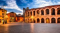 Verona Scavenger Hunt and Highlights Self Guided Tour