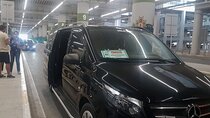 Private Istanbul Airport (IST) Arrival or Departure Transfer