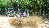 Fun extreme buggy tour on the roads of Macao and visit the cave with transport