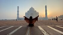Sunrise Taj Mahal Tour By Car From Delhi ::-Private Tour