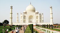 Same Day Tour from Delhi to Agra By Car