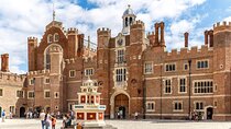 Skip-the-line Hampton Court Palace from London by Car 