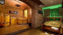 Wine Spa for 2 people/ 1 tub - 1 hour Activity in Prague