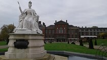 Private walking tour of Kensington with an official tour guide