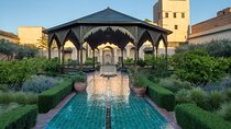 Marrakech: Koutoubia, Menara & Secret Gardens Tour