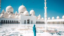 Abu Dhabi City Tour in 4x4 Private Vehicle