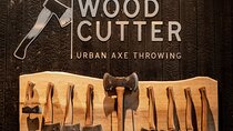 Guided Axe Throwing Experience in Frankfurt Altstadt 