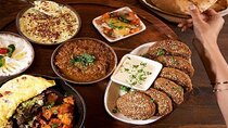 Cairo Walking Tour and Food Experience with Local Guide