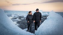 Full-Day Glacier Lagoon, Diamond Beach & Glacier Hike
