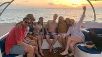 Private Boat Adventure to Isla Mujeres with Open Bar + Transfer from Cancún