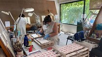 Tile painting experience and visit Azeitão wine cellar