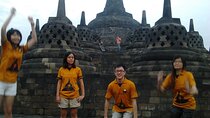Borobudur Sunrise via VIP gate Manohara Borobudur