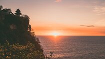 Private Uluwatu Sunset, Kecak Dance, Dinner at Jimbaran Beach