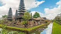Taman Ayun Temple ,Monkey Forest , Mumbul Lake and Waterfall
