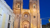 Private tuk tuk tour through the historic center of Lisbon