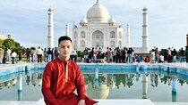 Delhi to Agra Day Trip By Fast AC Train