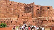 Private Full-Day Tour of Taj Mahal by Car from Delhi with Pickup