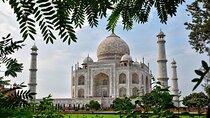 Private Sunrise Taj Mahal & Agra Tour From Delhi by Car