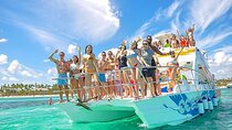 Party Boat / Catamaran Party in Punta Cana