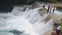 Private Tour from Falmouth to Ocho Rios Blue Hole and Beach