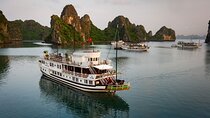 Bai Tu Long bay Deluxe cruise 2D1N: fishing villages, meals, cave, kayaking