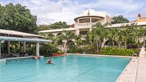 Shuttle From Liberia Airport To The Coast Beachfront Hotel - Tamarindo