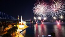 Istanbul Bosphorus New Year's Eve Dinner Cruise Party in Istanbul