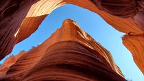 Peek-a-Boo Slot Canyon Small Group Tour from Kanab, Utah! 