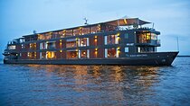 Phnom Penh Highlights Day Tour from River Cruise Port