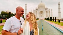 1 day Luxury Sunrise Taj Mahal Tour by Private Car 