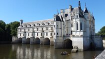 Visit to the castles of Chenonceau and Chambord