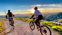 Scenic Santa Monica Electric Mountain Biking Tour (Beginner) 