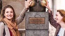 Montmartre Tour with a Local Guide: Private & 100% Personalized 