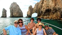 Snorkeling and whale watching Tour in Cabo 