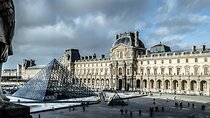 Paris Orientation Tour in Small Group with an Expert Driver 